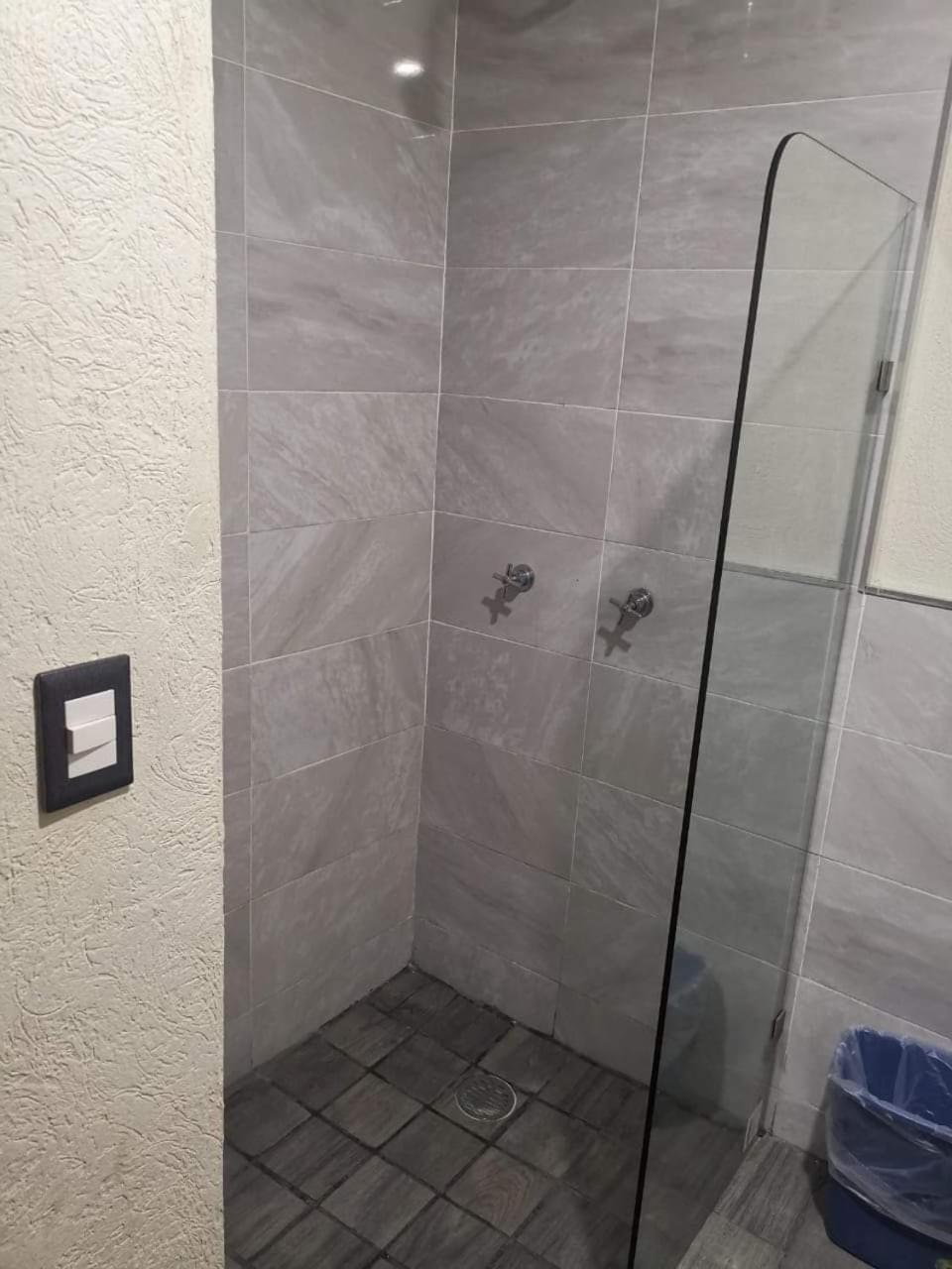 Hotel Ja Centro Гуадалахара Екстериор снимка