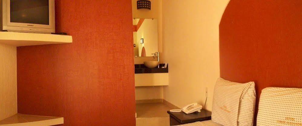 Hotel Ja Centro Гуадалахара Екстериор снимка